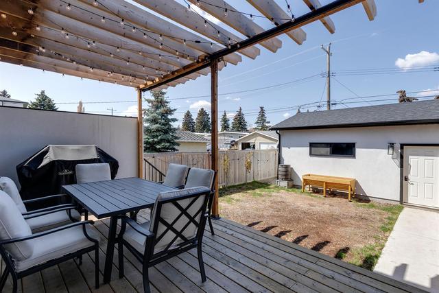 1421 44 Street Sw, Home with 5 bedrooms, 3 bathrooms and 2 parking in Calgary AB | Image 42