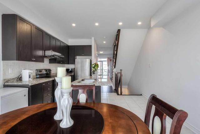 30 Belanger Cres, House attached with 3 bedrooms, 2 bathrooms and 1 parking in Toronto ON | Image 7