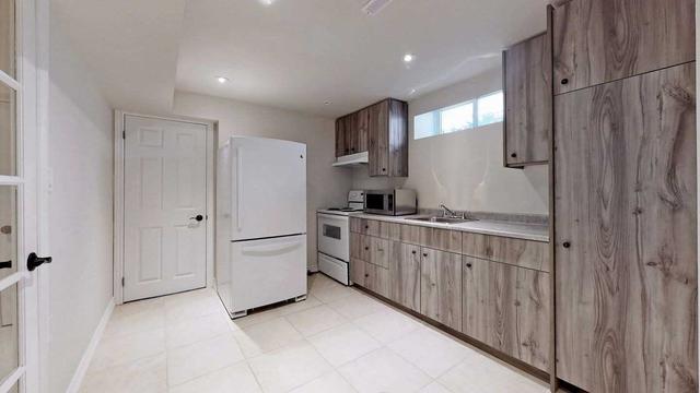 5 Alamosa Dr, House detached with 4 bedrooms, 4 bathrooms and 8 parking in Toronto ON | Image 3