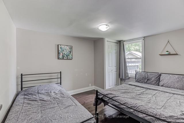 67 Grenfell St, House detached with 2 bedrooms, 2 bathrooms and 5 parking in Oshawa ON | Image 8