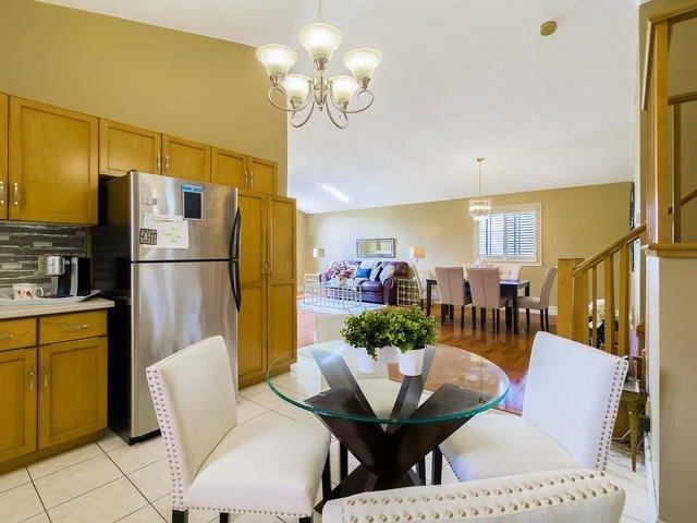 104 Hepburn Cres W, House detached with 3 bedrooms, 2 bathrooms and 2 parking in Hamilton ON | Image 5