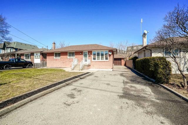 3041 Franze Dr, House detached with 3 bedrooms, 2 bathrooms and 8 parking in Mississauga ON | Image 12
