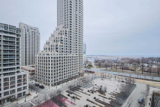 1069 - 209 Fort York Blvd, Condo with 2 bedrooms, 2 bathrooms and 1 parking in Toronto ON | Image 33