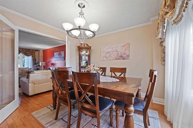66 Fernbrook Cres, House detached with 3 bedrooms, 4 bathrooms and 5 parking in Brampton ON | Image 37