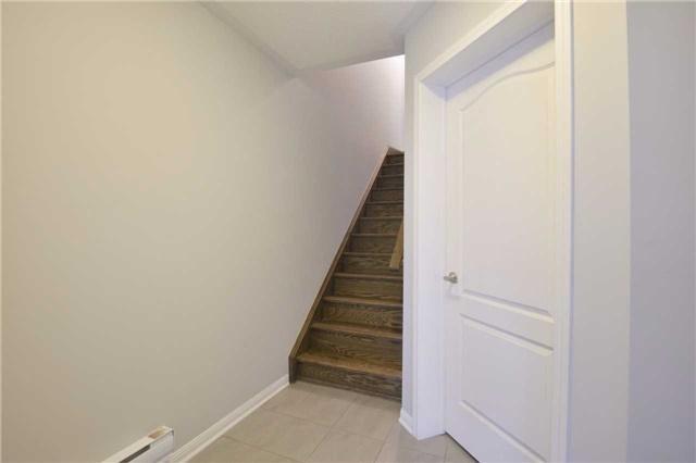 81 - 6020 Derry Rd, House attached with 3 bedrooms, 2 bathrooms and 1 parking in Milton ON | Image 5