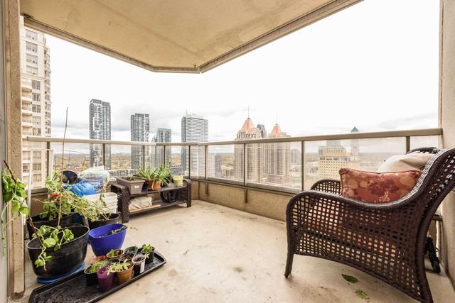 2434 - 3888 Duke Of York Blvd, Condo with 2 bedrooms, 2 bathrooms and 1 parking in Mississauga ON | Image 10