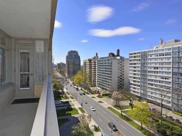 1002 - 581 Avenue Rd, Condo with 2 bedrooms, 2 bathrooms and 1 parking in Toronto ON | Image 19
