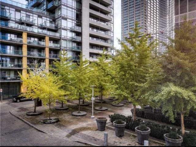 404 - 21 Scollard St, Condo with 1 bedrooms, 1 bathrooms and 0 parking in Toronto ON | Image 10