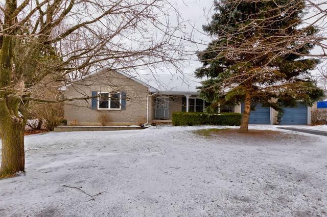 8550 Danforth Rd W, House detached with 3 bedrooms, 3 bathrooms and 10 parking in Hamilton TP ON | Image 1