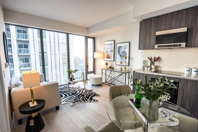 4008 - 8 Cumberland St, Condo with 1 bedrooms, 1 bathrooms and 0 parking in Toronto ON | Image 6