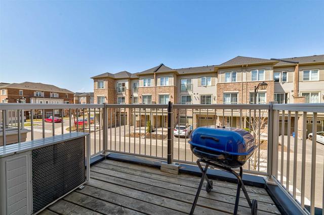 th 127 - 165 Hampshire Way, House attached with 2 bedrooms, 2 bathrooms and 2 parking in Milton ON | Image 24