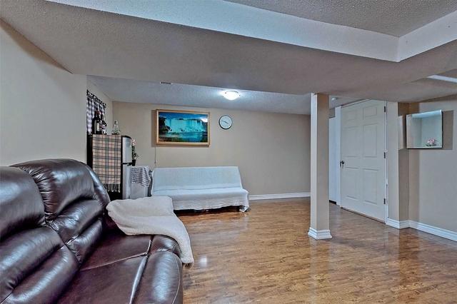 37 - 37 Fleetwood Cres, Townhouse with 3 bedrooms, 2 bathrooms and 2 parking in Brampton ON | Image 27
