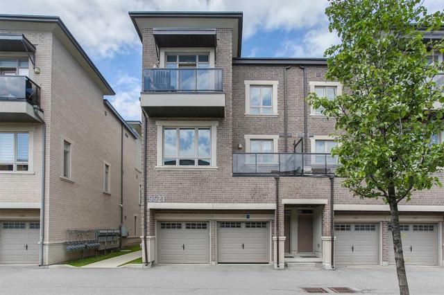 13 - 9621 Jane St, Townhouse with 2 bedrooms, 2 bathrooms and 1 parking in Vaughan ON | Image 2