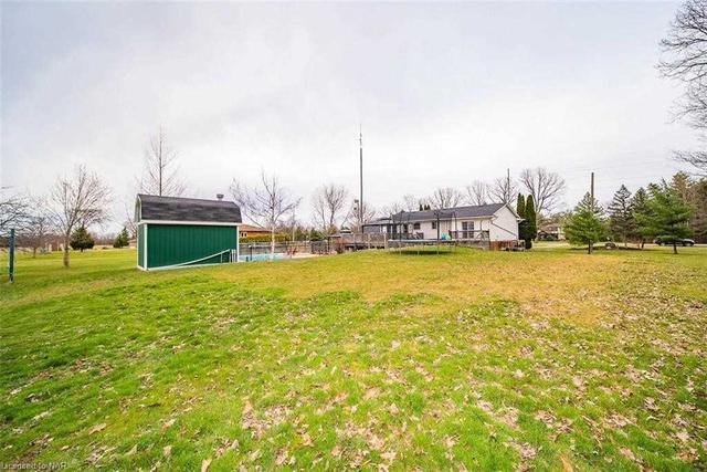 10557 Willoughby Dr, House detached with 3 bedrooms, 3 bathrooms and 12 parking in Niagara Falls ON | Image 15