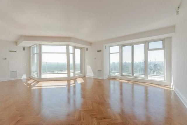 4701 - 2191 Yonge St, Condo with 2 bedrooms, 3 bathrooms and 2 parking in Toronto ON | Image 34