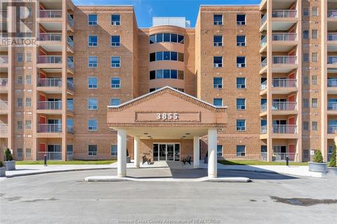 403 - 3855 Southwinds, Condo with 3 bedrooms, 2 bathrooms and null parking in Windsor ON | Card Image