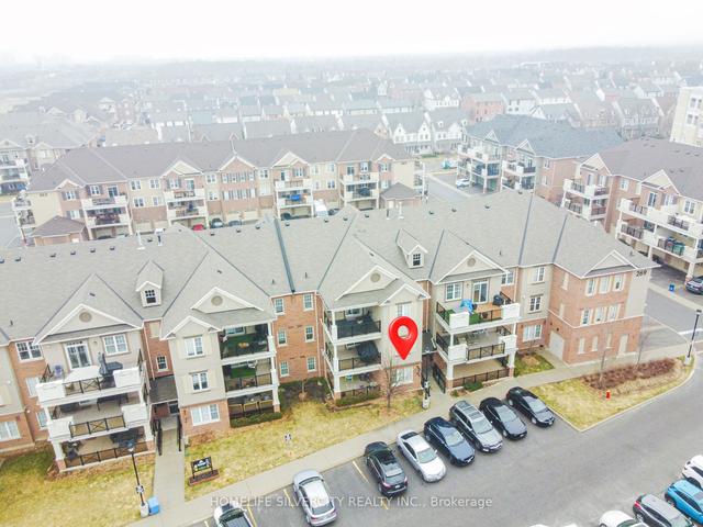 208 - 269 Georgian Dr, Townhouse with 2 bedrooms, 2 bathrooms and 2 parking in Oakville ON | Image 12