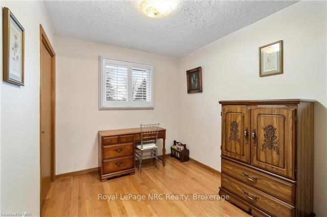 7835 Tad St, House detached with 3 bedrooms, 2 bathrooms and 3 parking in Niagara Falls ON | Image 13