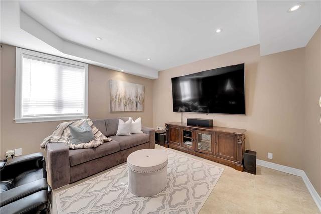 107 Gregory Scott Dr, House detached with 4 bedrooms, 5 bathrooms and 12 parking in Vaughan ON | Image 18