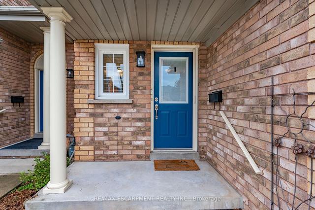 2 - 2022 Atkinson Dr, Townhouse with 3 bedrooms, 3 bathrooms and 2 parking in Burlington ON | Image 36