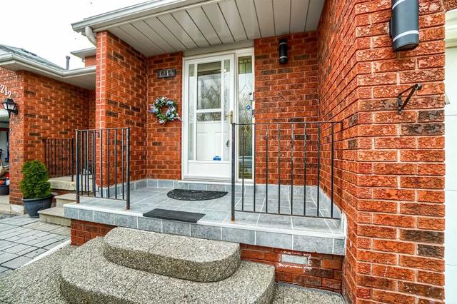 1214 Old Oak Dr, House semidetached with 3 bedrooms, 4 bathrooms and 5 parking in Oakville ON | Image 38