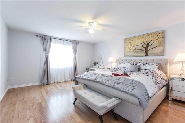 104 Northern Dancer Dr, House detached with 4 bedrooms, 5 bathrooms and 2 parking in Oshawa ON | Image 10