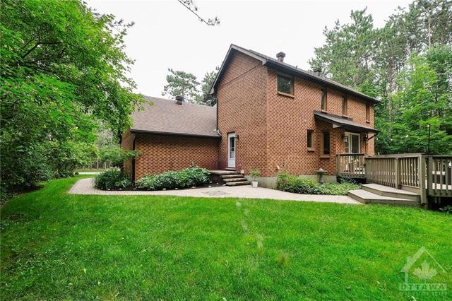 122 Pleasant Creek Drive, House detached with 4 bedrooms, 3 bathrooms and 6 parking in Ottawa ON | Image 28
