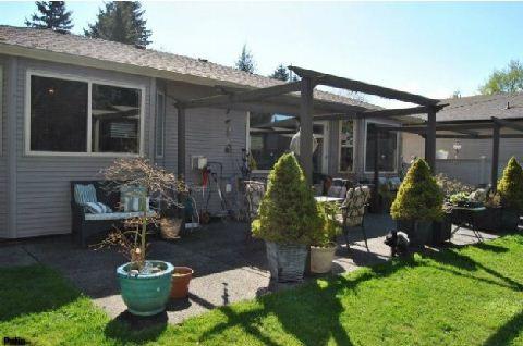 643 Railway Ave, House detached with 3 bedrooms, 2 bathrooms and 2 parking in Nanaimo BC | Image 3
