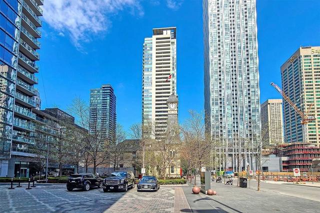 2603 - 18 Yorkville Ave, Condo with 2 bedrooms, 2 bathrooms and 2 parking in Toronto ON | Image 32