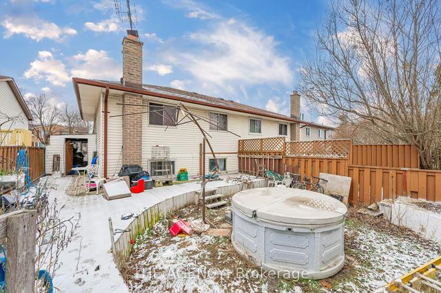 832 Monaghan Ave, House semidetached with 3 bedrooms, 2 bathrooms and 2 parking in Oshawa ON | Image 20