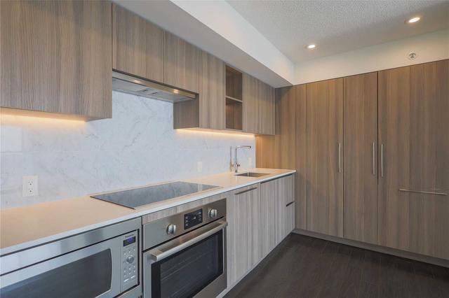 2815 - 17 Bathurst St, Condo with 3 bedrooms, 2 bathrooms and 1 parking in Toronto ON | Image 26