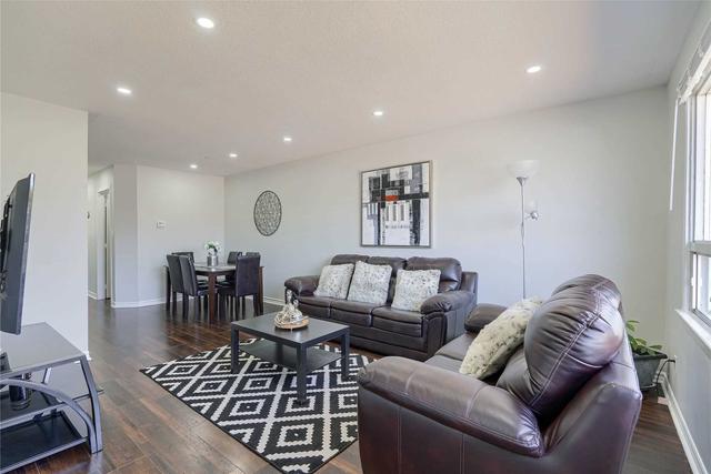 upper - 11 Garfield Cres, House semidetached with 3 bedrooms, 1 bathrooms and 2 parking in Brampton ON | Image 18
