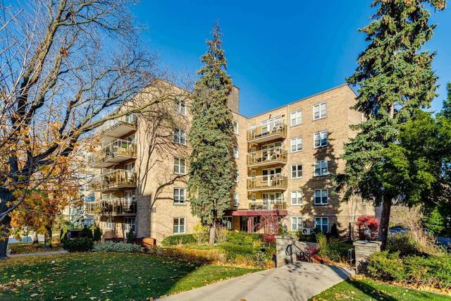 505 - 2603 Bathurst St, Condo with 1 bedrooms, 1 bathrooms and 1 parking in Toronto ON | Card Image
