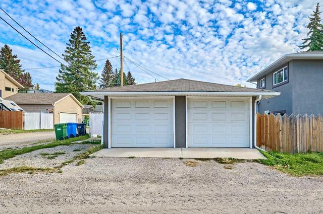 4011 Charleswood Drive Nw, House detached with 5 bedrooms, 4 bathrooms and 3 parking in Calgary AB | Image 48
