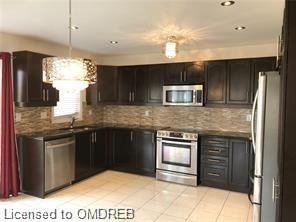 1001 Farmstead Dr, House detached with 4 bedrooms, 3 bathrooms and 4 parking in Milton ON | Image 27