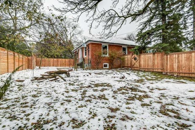 36 Mcnab Blvd, House detached with 3 bedrooms, 1 bathrooms and 1 parking in Toronto ON | Image 10