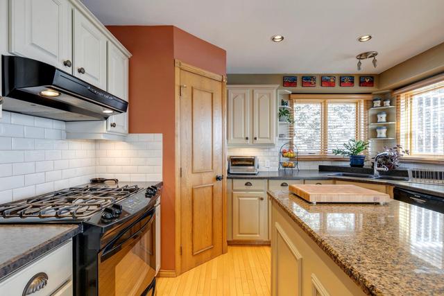 55 Stradbrooke Way Sw, House detached with 4 bedrooms, 3 bathrooms and 2 parking in Calgary AB | Image 19