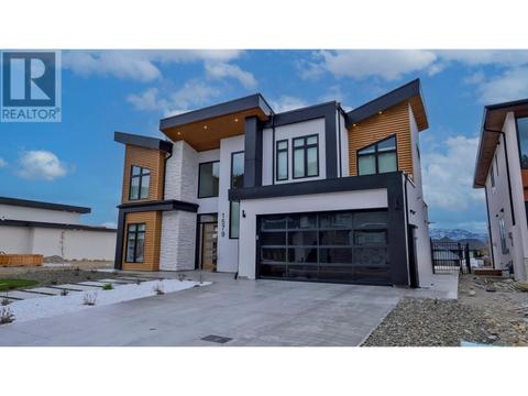 1579 Malbec Place, House detached with 4 bedrooms, 4 bathrooms and 4 parking in West Kelowna BC | Card Image