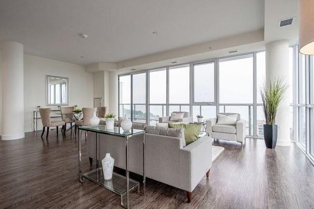 1402 - 8 Ann St, Condo with 2 bedrooms, 3 bathrooms and 2 parking in Mississauga ON | Image 4