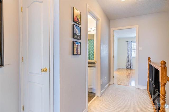 519 Devonwood Circle, Townhouse with 3 bedrooms, 3 bathrooms and 3 parking in Ottawa ON | Image 17