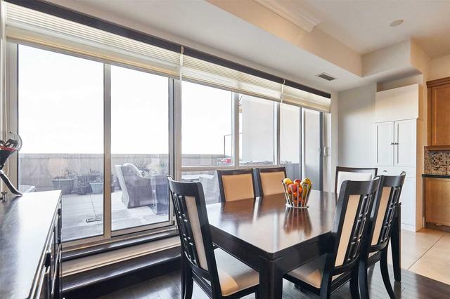 ph 104 - 133 Wynford Dr, Condo with 2 bedrooms, 2 bathrooms and 1 parking in Toronto ON | Image 7