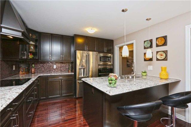 35 Miracle Tr, House detached with 4 bedrooms, 3 bathrooms and 2 parking in Brampton ON | Image 8