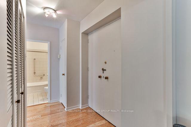 207 - 1a Dale Ave, Condo with 2 bedrooms, 2 bathrooms and 1 parking in Toronto ON | Image 34