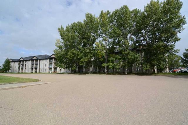 223 - 80a Kelloway Crescent, Condo with 3 bedrooms, 1 bathrooms and 2 parking in Red Deer AB | Image 21