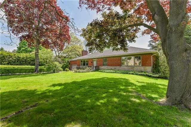 1534 Oakhill Dr, House detached with 3 bedrooms, 2 bathrooms and 6 parking in Oakville ON | Image 3