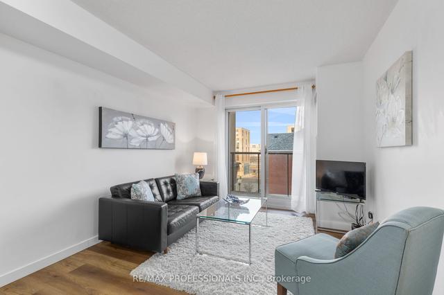 313 - 4 Elsinore Path, Condo with 2 bedrooms, 1 bathrooms and 1 parking in Toronto ON | Image 22