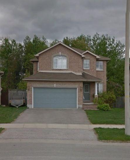 35 Mckenzie Cres, Barrie, ON, L4N0A9 | Card Image
