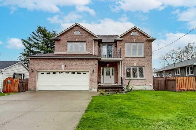 656 Geneva St, House detached with 4 bedrooms, 5 bathrooms and 6 parking in St. Catharines ON | Image 1