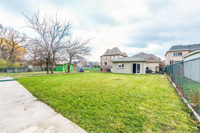 w - 169 Elgin Mills Rd, House detached with 3 bedrooms, 3 bathrooms and 12 parking in Richmond Hill ON | Image 28