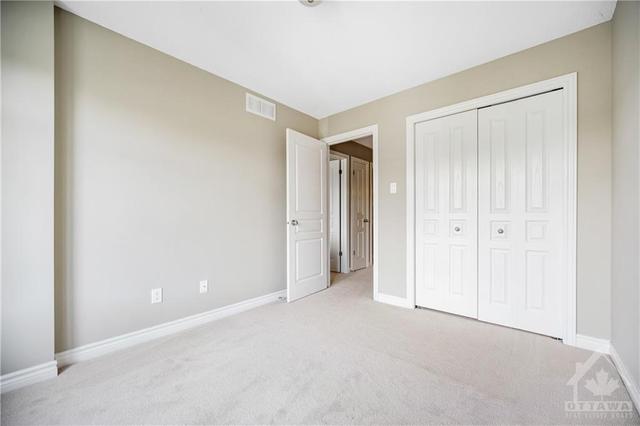 213 Butterfly Walk, Townhouse with 3 bedrooms, 3 bathrooms and 3 parking in Ottawa ON | Image 19
